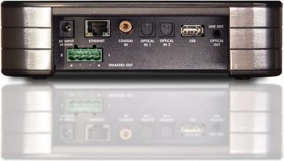 Integreret stereo hi-fi forstærker Electrocompaniet RENA SA-2, bagsidevisning, synlige stik: DC input, Ethernet, koaksial, 2 optiske, USB, line out, optisk udgang, højttalerudgang, børstet metalfinish