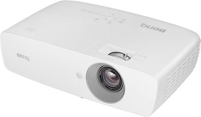 Benq W1090 hvid videoprojektor, set forfra og tre kvarter, linse til højre