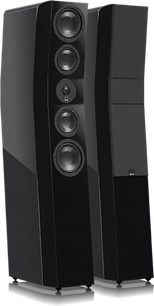 Due colonne altoparlanti nere SVS Ultra Evolution Tower, 5 driver, base triangolare, angolate