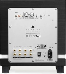Subwoofer Triangle Thetis 340 černý popelavý z dřeva s hliníkovým kartáčovaným zadním panelem obsahujícím konektory, tlačítka a přepínač, pohled zezadu