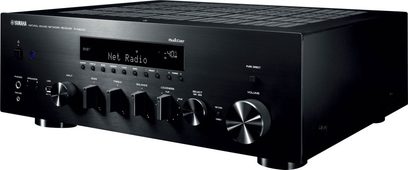 Yamaha R-N803D sort hi-fi stereforstærker, set forfra, sort front med knapper og LCD-skærm der viser "Net Radio"