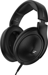 Sluten hi-fi-hörlurar Sennheiser HD 620S i svart, trekvartsbild, ovala öronkuddar, vadderade öronkuddar, löstagbar kabel