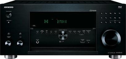 Onkyo PR-RZ5100 sort hjemmebiograf-forstærker, set forfra, grøn "DTS:X"-skærm, sølvfarvede knapper og drejeknapper, mat sort front