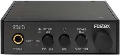 Højkvalitets hovedtelefonforstærker HP-A3 mk2 sort med frontpanel udstyret med 1 hovedtelefonstik, 4 drejeknapper og flere inskriptioner