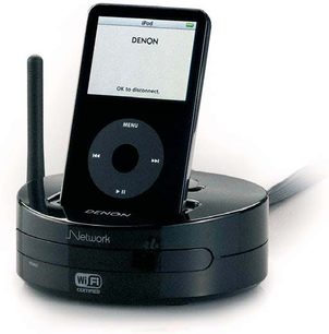 Denon ASD-3W dockingstationer i sort, set forfra, skærm viser "OK to disconnect", menuknap og kontrolhjul