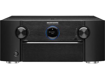 Marantz SR7009 sort hjemmebiografsforstærker, set forfra, sort front med knapper og centralt blåt display, der viser "Blu-ray"