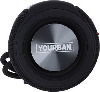 Bluetooth-højttaler Yourban Getone 30 set forfra, cirkulær metaloverflade, sort tekstureret kant, synlig sort ledning