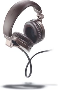 Focal Spirit CLASSIC peavõru-tüüpi avatud kuularid, pruun viimistlus, nahast peavõru ja kõrvaklapid, must metallist võre