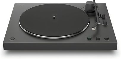 Sort Sony PS-LX3BT pladespiller med stort rundt drejebord og lige tonearm med kontrolknapper