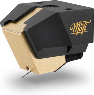 Hi-fi přenoska Mofi Electronics UltraGold MC černá a zlatá, v tříčtvrtečním pohledu s viditelným hrotem přenosky