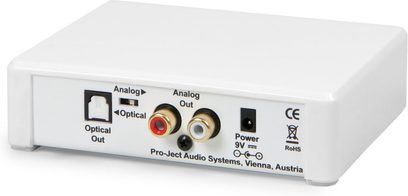 Pro-Ject trådløs Bluetooth Box E sort, frontpanel, analoge og optiske stik, rød LED-indikator tændt