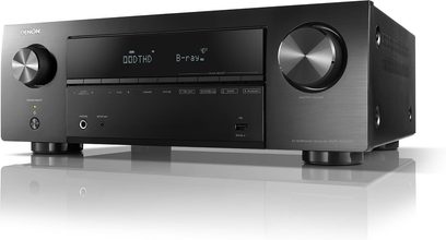Denon AVR-X550BT sort hjemmebiografsforstærker, set forfra, sort front med knapper og LCD-skærm, to sølvfarvede drejeknapper