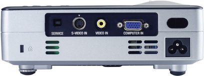 Optoma EP729 grå og sort videoprojektor, set forfra, med S-Video, VGA og audio-stik på bagpanelet