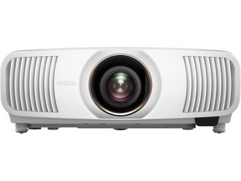 Epson EB-QB1000 hvid, frontvisning, rektangulært kabinet, central linse, sidegitre, synlige fødder