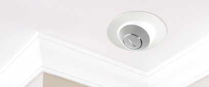 Адаптер In ceiling за Eole 4 Cabasse бял, кръгъл вграден в тавана високоговорител, перфорирана решетка, изглед отпред