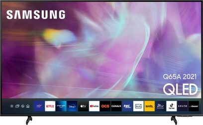 Samsung Q65A 2021 QLED-tv, fladskærm, set forfra, streamingtjeneste-logoer i bunden af skærmen, der viser levende farver og abstrakte former