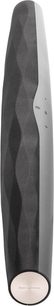 Bowers & Wilkins Formation Bar mørkegrå soundbar, set fra siden, langstrakt buet form, akustisk gitter på forsiden