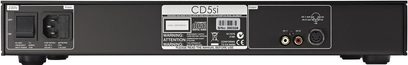 Плеєр CD Naim Audio CD5si чорний, вид ззаду, що показує роз'єми живлення та аудіовиходу