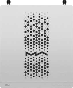 Matrix Audio MA‑1 effektforsterker i børstet sølvfarget aluminium, sett ovenfra, topplaten prydet med en sentral stripe av svarte sirkulære perforeringer som danner MA-logoen, to sorte riflede knotter i flukt med bakre kant