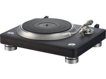 Gramofon Denon DP-3000NE, ciemny heban, widok z trzech czwartych, czarny talerz i srebrne ramię odczytujące