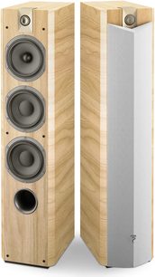Focal Chorus 726 V gulnøddehøjttaler, set forfra og fra siden, i lyst træ med 3 sorte højttalere