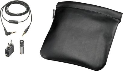 Černé kožené pouzdro na přenášení, audio kabel s 3,5mm jackem a adaptéry na 6,35mm jack pro sluchátka