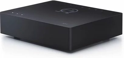 Primare NP5 Prisma sort netværksaudioafspiller, set forfra i let nedadgående vinkel, rektangulær form med afrundede hjørner
