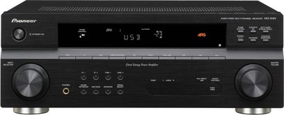 Pioneer VSX-818V sort hjemmebiografsforstærker, front med blå skærm, sølvfarvede knapper og drejeknapper, 2 hovedtelefonstik