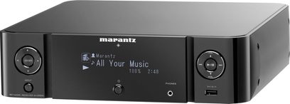 Hi-fi systém Marantz MCR-510 v černé barvě, pohled zepředu, s LCD displejem, tlačítky, ovladači a porty na předním panelu
