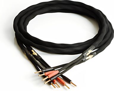 Sort 8-leder flettet audiokabel med flettet kappe, afsluttet med 8 forgyldte bananstik i begge ender