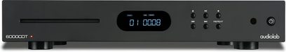 Audiolab 6000CDT zwart high-fidelity cd-speler met vlak frontpaneel, centraal digitaal scherm, cd-sleuf links, knoppen en logo rechts