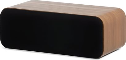 Q Acoustics 3090c centerhøjttaler i lyst træfinér med mat sort front, rektangulær og vandret form med afrundede hjørner, set fra trekvart højre