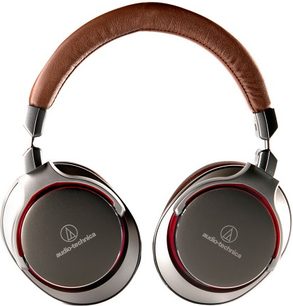 Åbent hovedsæt Audio Technica ATH-MSR7 i brun, polstret hovedbøjle, runde sølvfarvede ørepuder, set forfra