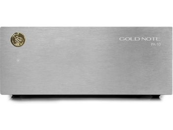 Сребърен висококачествен усилител Gold Note PA-10, преден изглед, правоъгълен корпус от матиран алуминий