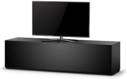 Sonorous Studio ST160-BLK sort TV-møbel, set forfra, med flad skærm placeret ovenpå, højglans lakeret front uden håndtag