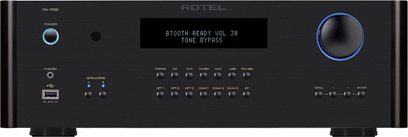 Rotel RA-1592 MKII sort stereo integreret hi-fi forstærker sort, set forfra, cirkulær volumenkontrol til højre, centralt display
