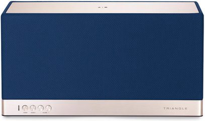 Enceinte connectée Triangle AIO 3 bleu, vue de face, grille en tissu, bande inférieure en métal clair avec boutons et témoin