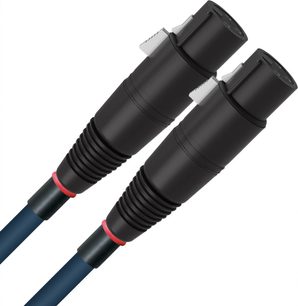 Analogt RCA-lydkabel Wireworld Luna 10 XLR 1m med sorte cylindriske stik, metalender og blå kappe
