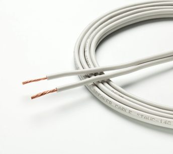 Kabel pro reproduktor Taga Harmony TAVC-14 G bílý, detailní pohled zepředu, dva paralelní vodiče, kulatý plášť