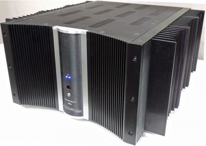 Krell FPB 400CX stereoforbindelsesforstærker, børstet aluminiumsfront, sorte forkølede varmespredere, set forfra