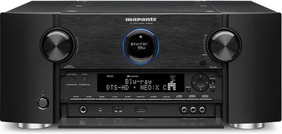 Préampli home-cinéma Marantz AV8802A noir, vue de face, affichage bleu, boutons et molettes sur la façade