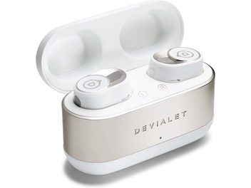 Бездротова навушники DEVIALET Gemini II iconic білі, овальна біла зарядна станція, два білих навушники, вид спереду