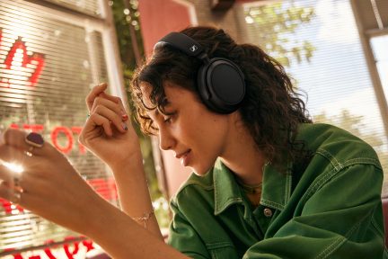 Sennheiser ACCENTUM Plus Wireless Black - Trådløse hovedtelefoner