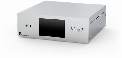 Pro-Ject CD Box RS2 Transport i sølv aluminium, sett fra høyre fremre trekvartsvinkel, med svart skjerm og fire runde knapper