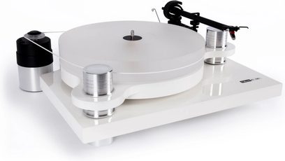 Block PS-100+ hi-fi turntable, square white lacquered chassis with thick frosted acrylic platter, brushed aluminum cylindrical feet and pulleys, black tonearm and external belt-driven motor, front right perspective view