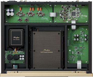 Cititor CD de înaltă fidelitate Accuphase DP-570, vedere de sus, circuite imprimate verzi, componente electronice, transformator negru