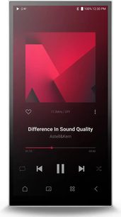 Odtwarzacz audiofilski Astell&Kern PD10 czarny, metalowa obudowa w kolorze antracytowej szarości z wyraźnie zarysowanymi krawędziami oraz prostokątny front z błyszczącego szkła z dużym ekranem dotykowym, widok z przodu