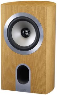 Tannoy DC6 espresso lydbibliotekhøjttaler i lyst træ, sort højttaler og sølvfarvet diskant, set forfra