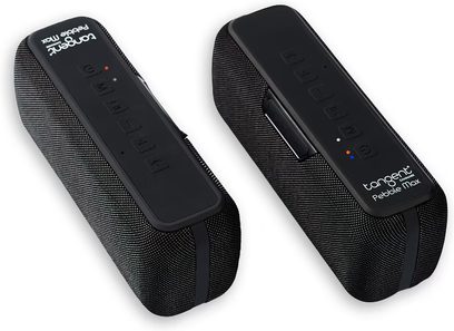 Deux enceintes Bluetooth Tangent Pebble Max noires, tissu maillé, panneau supérieur à boutons, voyants LED, vue trois-quarts