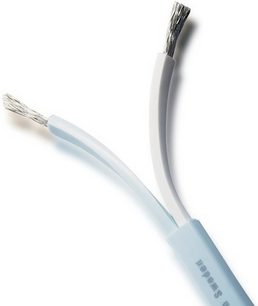 Supra Ply 3.4 blå lydkabel, med blå translucent kappe, synlige flettede ledere, afisolerede stik i enderne